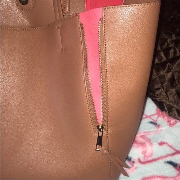 Perfect for fall🍁 - Picture 2 of 5